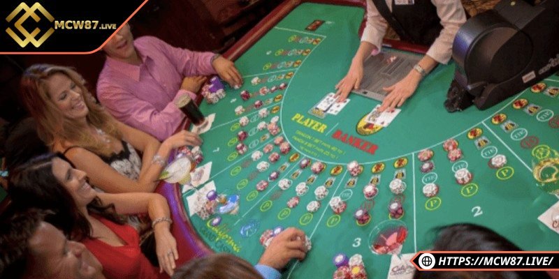 Bí quyết chơi baccarat hiệu quả từ cơ bản đến nâng cao 4 Không có chiến lược cho riêng mình dễ phạm sai sót